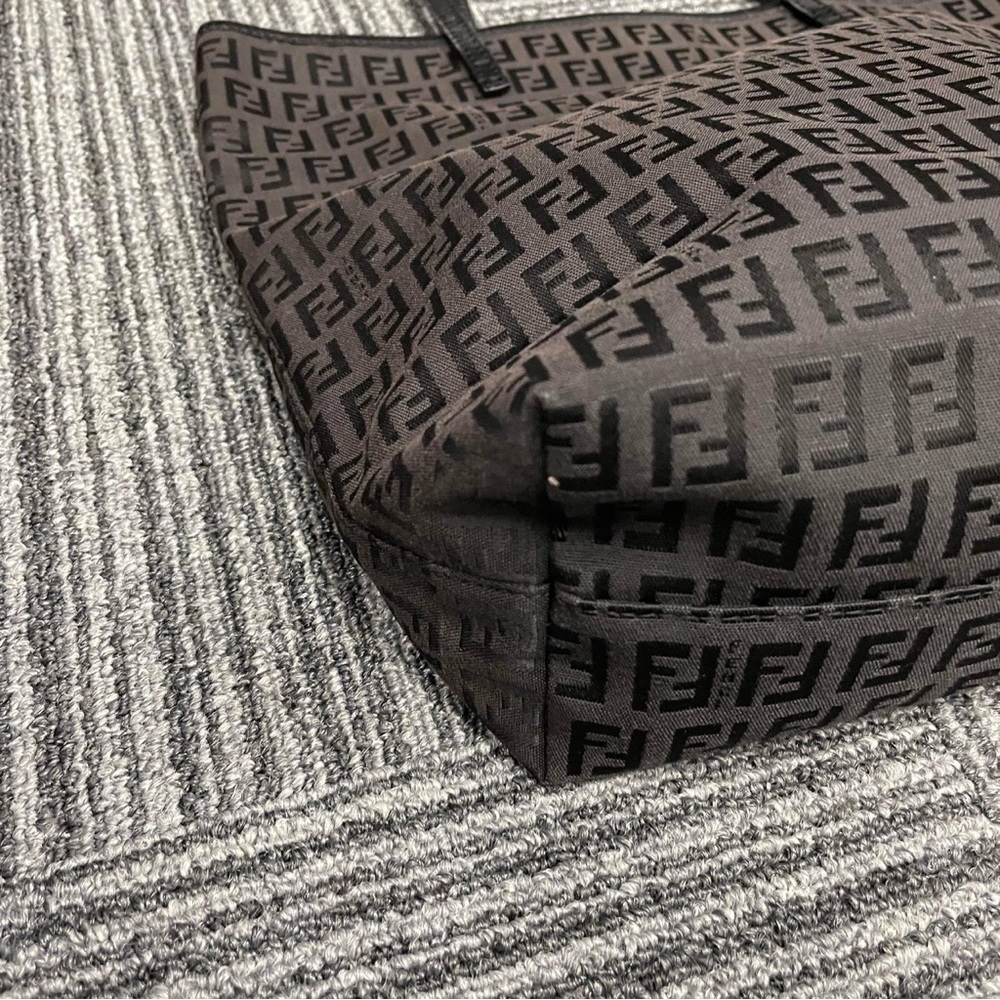 Fendi FF print tote bag - women - Leather/Nylon - Picture 4 of 16